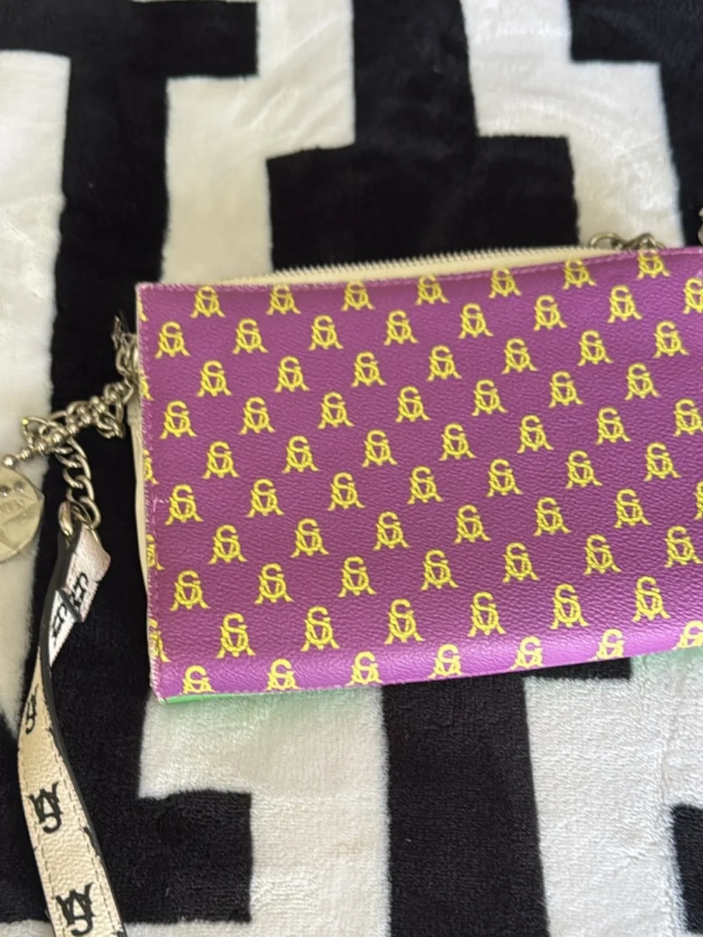 Steve Madden Green Crossbody Bag with Pink Logos